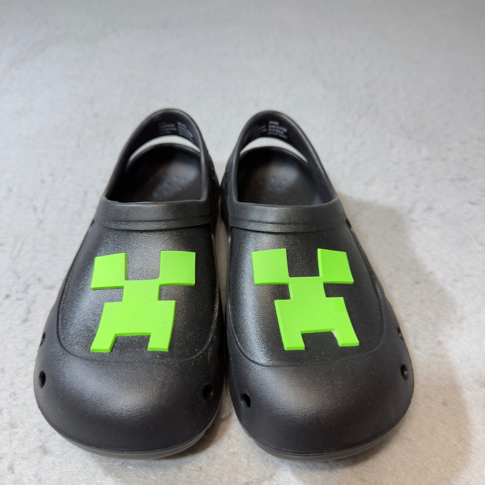 Minecraft Clogs Kids Size 2-3 Black Green Good Creeper Slip-On CBS8905AMT